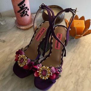 Limited edition Betsey Johnson Marlo Platform heels!